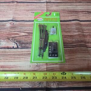 Model power N scale left turn No 3962 switch track sealed Vintage